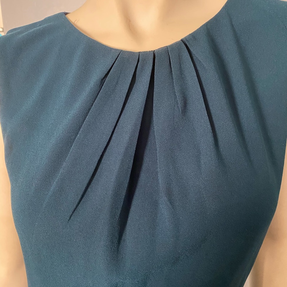 Dress - Picture 7 of 12